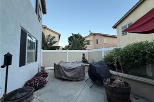 18 Redwood Ct, Stanton, CA 90680 - Photo 15
