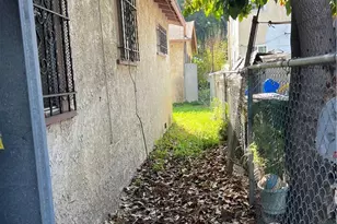 333 E 61st, Los Angeles, CA 90003 - Photo 15