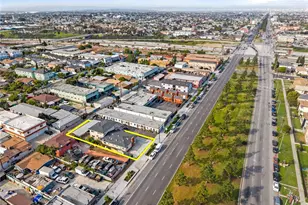 11825 S Vermont Ave, Los Angeles, CA 90044 - Photo 21