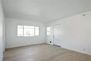 11825 S Vermont Ave, Los Angeles, CA 90044 - Photo 5