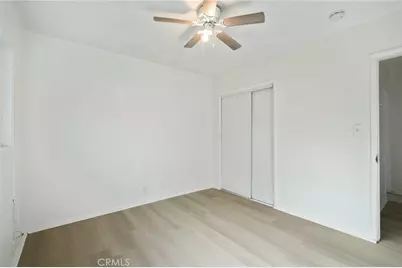 11825 S Vermont Ave, Los Angeles, CA 90044 - Photo 15