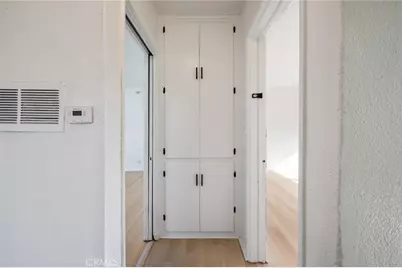 11825 S Vermont Ave, Los Angeles, CA 90044 - Photo 11