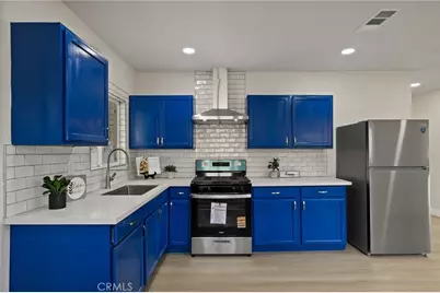 215 8th, Bakersfield, CA 93304 - Photo 11