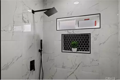 215 8th, Bakersfield, CA 93304 - Photo 17