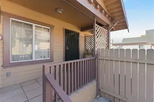 608 W 52nd, Los Angeles, CA 90037 - Photo 19