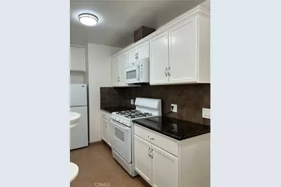 3654 Cerritos Avenue, Long Beach, CA 90807 - Photo 57