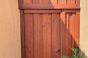 3654 Cerritos Ave, Long Beach, CA 90807 - Photo 75