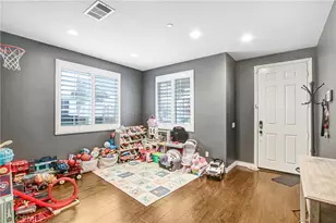 17582 Comfrey, San Bernardino, CA 92407 - Photo 17