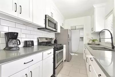 757 759 N Loma Vista, Long Beach, CA 90813 - Photo 9