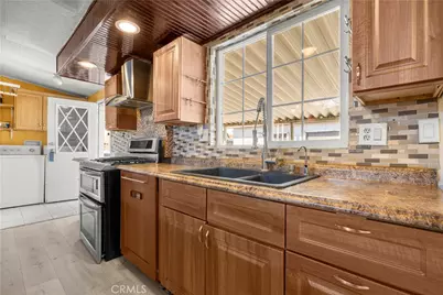 3050 W W Ball #11, Anaheim, CA 92804 - Photo 15