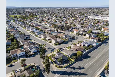 16362 Whittier Lane, Huntington Beach, CA 92647 - Photo 21