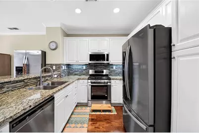 22960 Mission, Carson, CA 90745 - Photo 13