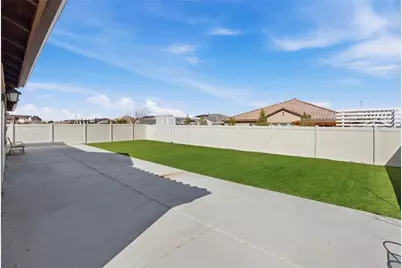 2113 E Donatello Street, Lancaster, CA 93535 - Photo 31