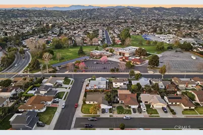 1623 Regent, Camarillo, CA 93010 - Photo 47