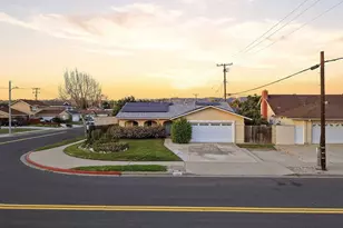 1623 Regent, Camarillo, CA 93010 - Photo 45