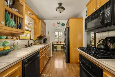 4545 Sunnyside Drive, Riverside, CA 92506 - Photo 19