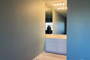 622 S Barrington, Los Angeles, CA 90049 - Photo 15