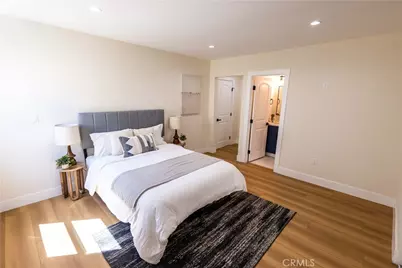 7710 S Halldale Avenue, Los Angeles, CA 90047 - Photo 17