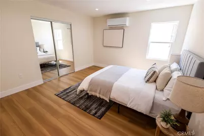7710 S Halldale Avenue, Los Angeles, CA 90047 - Photo 15