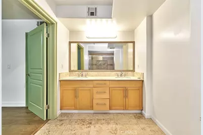 1036 S Serrano #105, Los Angeles, CA 90006 - Photo 5