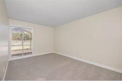 11305 Loch Lomond Road, Los Alamitos, CA 90720 - Photo 17