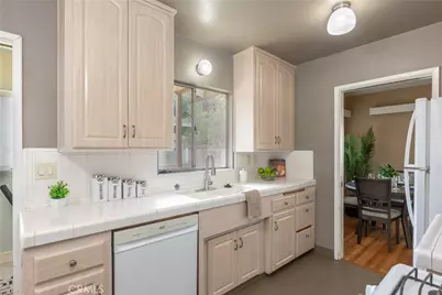 2843 Lomina, Long Beach, CA 90815 - Photo 9