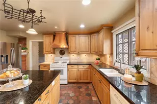 3461 E St Francis Pl, Long Beach, CA 90805 - Photo 11