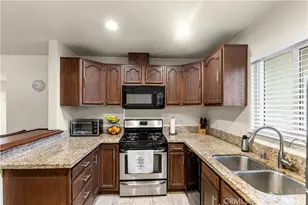 423 S Danbrook, Anaheim, CA 92804 - Photo 9