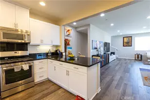 5786 Acacia Ln, Lakewood, CA 90712 - Photo 3