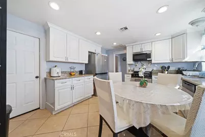 117 E Sycamore, Anaheim, CA 92805 - Photo 25