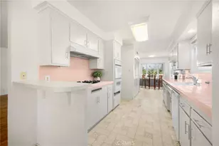 5020 Alcove Ave, Valley Village, CA 91607 - Photo 13