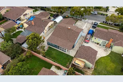 1644 W Wisteria, Santa Ana, CA 92703 - Photo 33