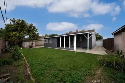 1644 W Wisteria, Santa Ana, CA 92703 - Photo 25