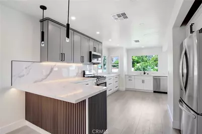 4061 Maplewood Pl, Riverside, CA 92506 - Photo 9