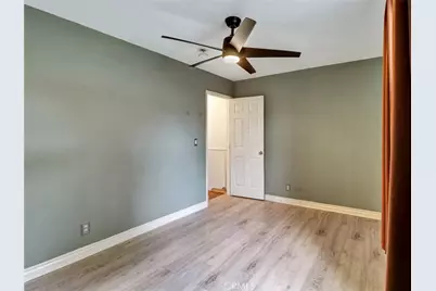 110 W Forhan Street, Long Beach, CA 90805 - Photo 21