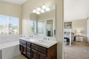 39147 Via Pamplona, Murrieta, CA 92563 - Photo 21
