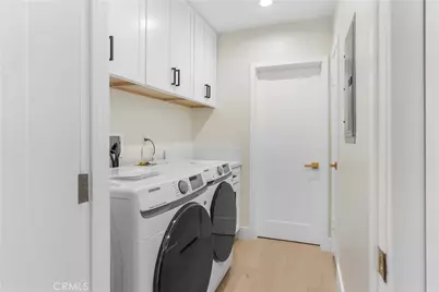 16915 Dormie, Encino, CA 91436 - Photo 33