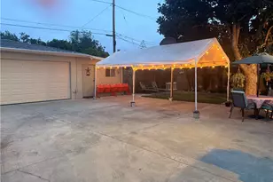 2019 Valencia, Santa Ana, CA 92706 - Photo 43