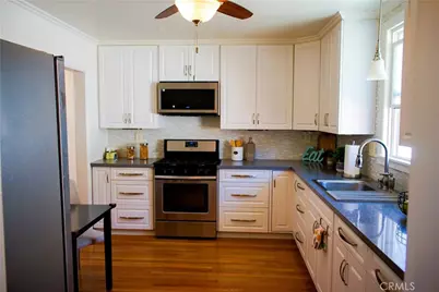2019 Valencia, Santa Ana, CA 92706 - Photo 25