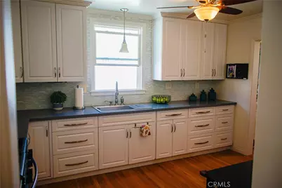 2019 Valencia, Santa Ana, CA 92706 - Photo 17