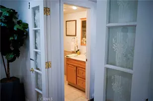 2019 Valencia, Santa Ana, CA 92706 - Photo 37