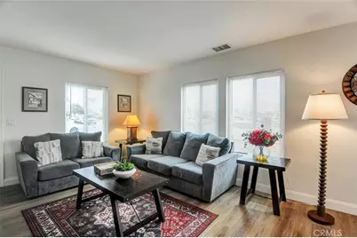 1001 N Hanover Pl, Anaheim, CA 92801 - Photo 9