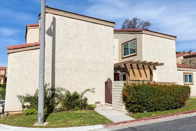 2700 Via Portola, Fullerton, CA 92835 - Photo 3