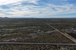 19033 Wagonwheel Rd, Helendale, CA 92342 - Photo 25