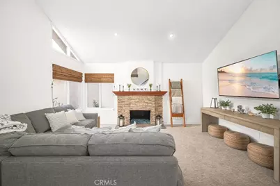 11371 Harkers Court, Cypress, CA 90630 - Photo 15