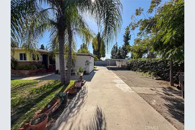 200 E Charlotte, Anaheim, CA 92805 - Photo 3