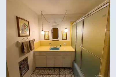 200 E Charlotte, Anaheim, CA 92805 - Photo 29