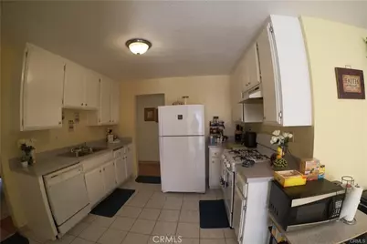 14465 Linden, Hesperia, CA 92345 - Photo 11