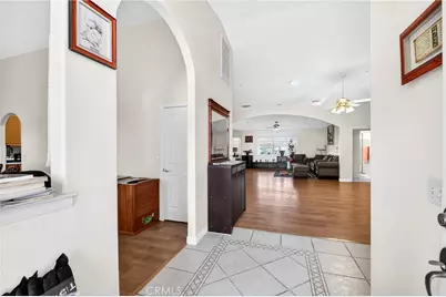 5635 Hollister, Phelan, CA 92371 - Photo 15