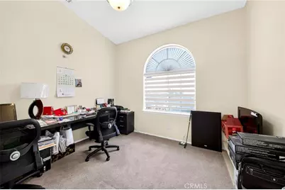 5635 Hollister, Phelan, CA 92371 - Photo 19